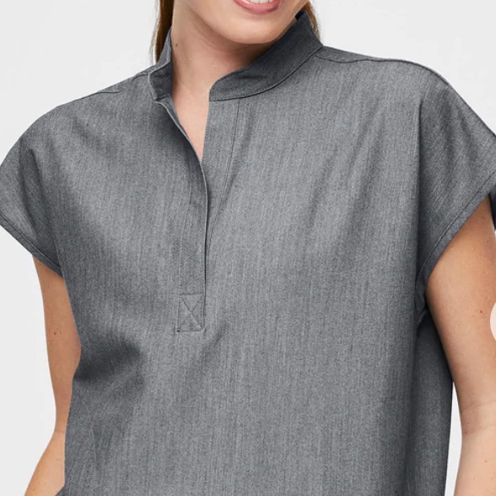 NWT Small Rafaela grey top